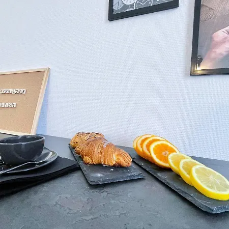 Le Paradis Fiscal, 5min Bale, Parking Prive Saint-Louis