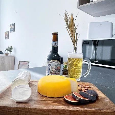 Le Paradis Fiscal, 5min Bale, Parking Prive