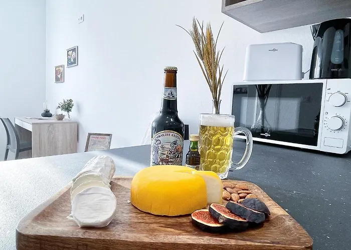 Le Paradis Fiscal, 5min Bale, Parking Prive