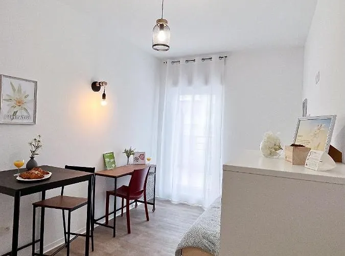 Le Paradis Fiscal, 5min Bale, Parking Prive Lejlighed