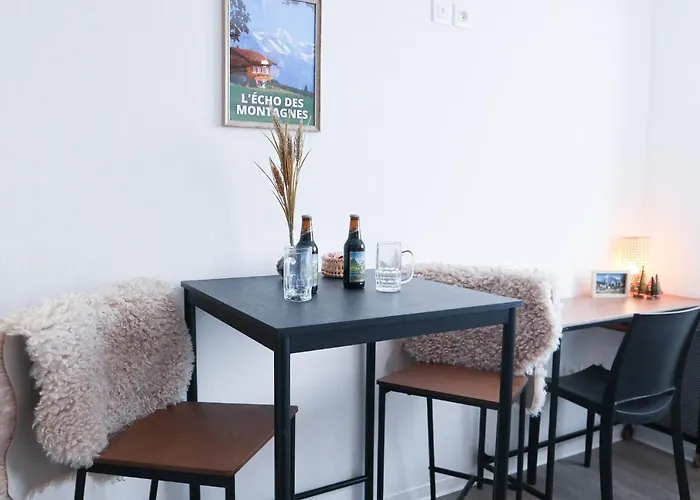 Le Paradis Fiscal, 5min Bale, Parking Prive *